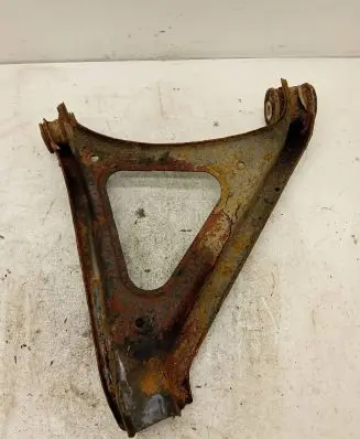 Volkswagen Touareg II Rear control arm