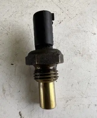 Jeep Compass Coolant temperature sensor A0051532328