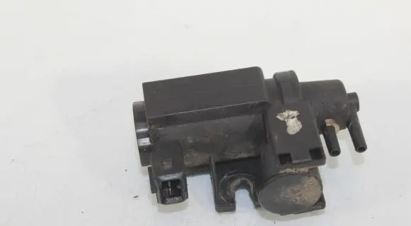 BMW 7 F01 F02 F03 F04 Turbo solenoid valve 7626351 70088711 15T190