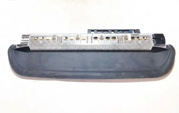 BMW 3 E46 Third/center stoplight 3540675649302 26916010