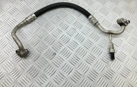 Air conditioning (A/C) pipe/hose