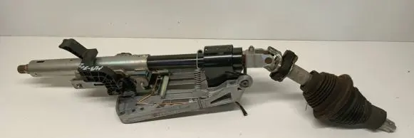 Steering wheel axle set