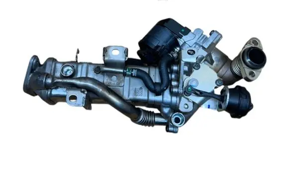 BMW 5 F10 F11 EGR valve cooler 11717822350 11717810871 7822350