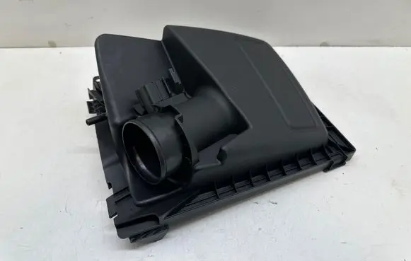 Ford Focus Air filter box cover LX619643EA
