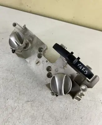 Toyota Yaris Climate control unit 7582772