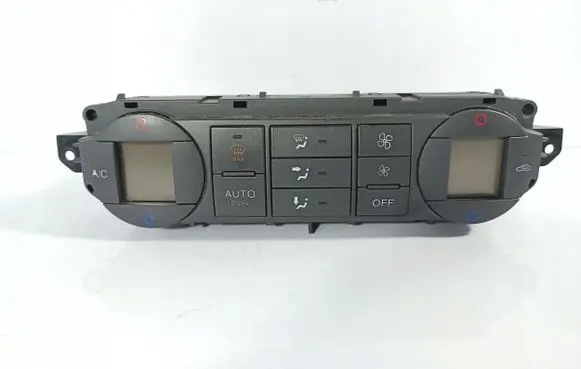 Ford Focus C-MAX Climate control unit