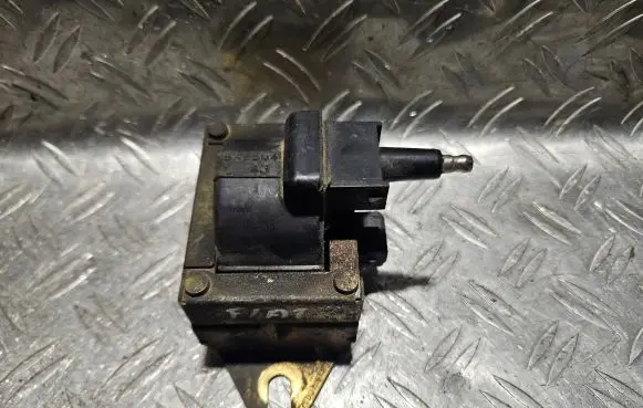 Renault Twingo I High voltage ignition coil BAE504