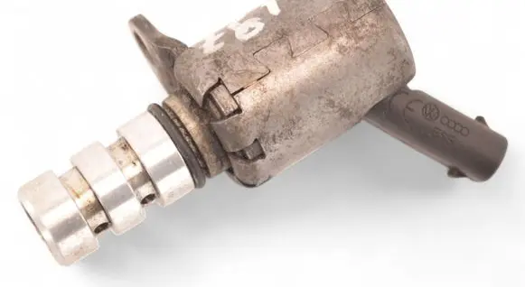 Audi A4 S4 B8 8K Oil pressure sensor 059115243B 8676346