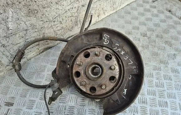 Lexus GS 300 350 430 450H Rear wheel hub