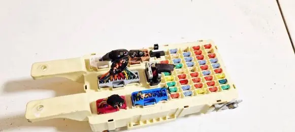 Hyundai Santa Fe Fuse box set 919502b200 91950-2b20006445d