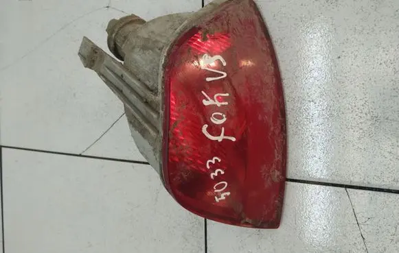 Ford Focus Rear bumper light 1M5115K273