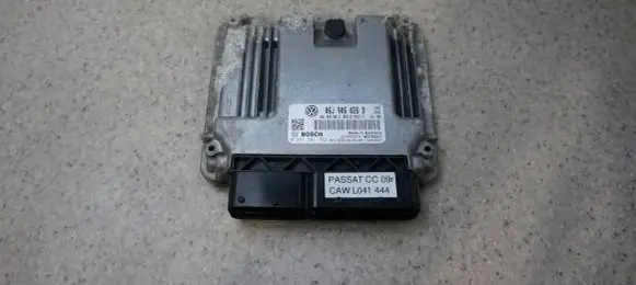 Volkswagen PASSAT CC Engine control unit/module 06J906026D 0261201782