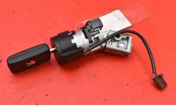 Peugeot 5008 Ignition lock 36410600