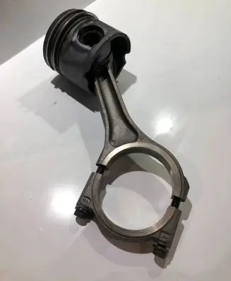 Land Rover Range Rover Sport L320 Piston with connecting rod