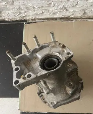Toyota RAV 4 (XA30) Gearbox transfer box case W72