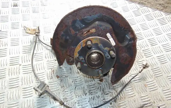 Toyota Corolla E120 E130 Front wheel hub spindle knuckle 4321219015 4350212140