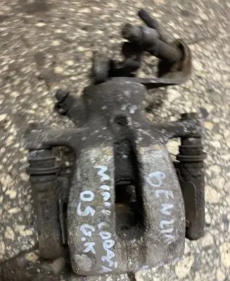 Mini One - Cooper R50 - 53 Rear brake caliper