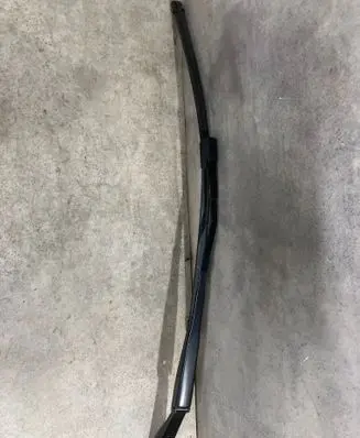Mercedes-Benz GLE W167 Windshield/front glass wiper blade W000085583