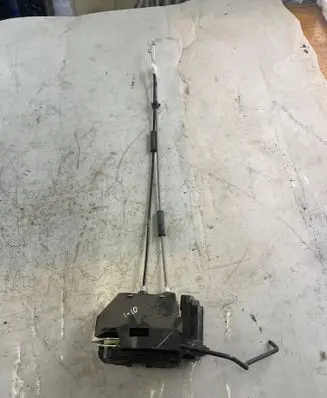 Hyundai i10 Rear door lock