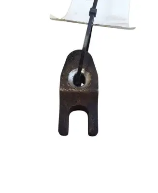 Volvo V40 Fuel Injector clamp holder 