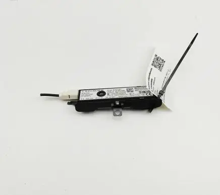 Aston Martin DBX Aerial antenna amplifier A2139056800