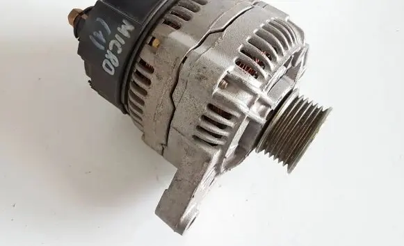 Nissan Micra Generator/alternator 231005F600 0123110007