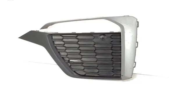 Audi Q7 4M Front grill 4M0807152G