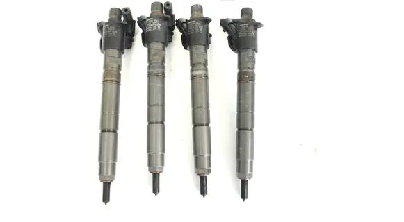 Volvo S60 Fuel injectors set 31303238