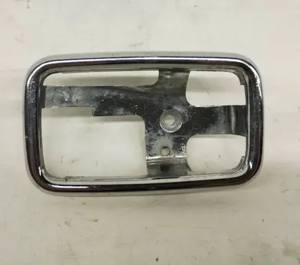 Mercedes-Benz W123 Front door handle cover 1087660511 A1087660511