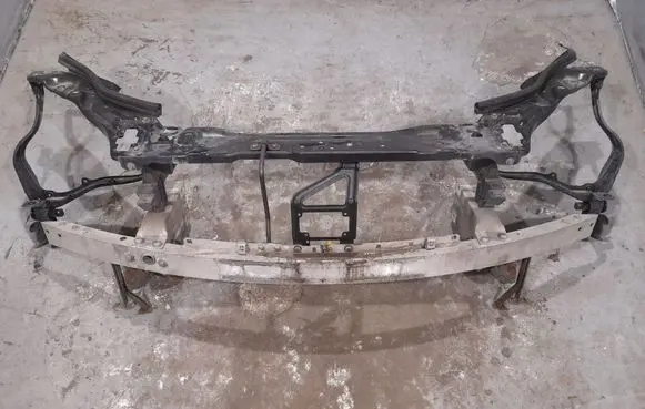 Mercedes-Benz E W212 Radiator support slam panel 2126200072 2126201100