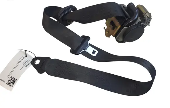 Peugeot 607 Front seatbelt 6245121 B507743E287
