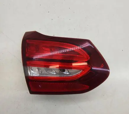 Mercedes-Benz C W205 Tailgate rear/tail lights