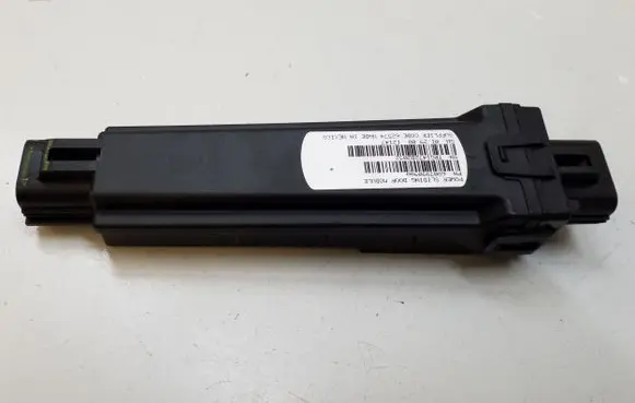 Chrysler Town u0026 Country V Sliding door control unit/module 68079909AA