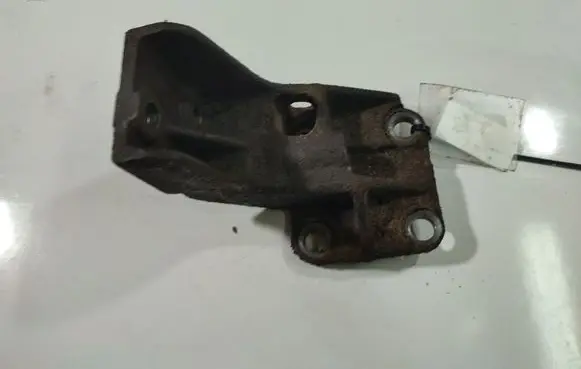 Seat Alhambra (Mk1) Engine mounting bracket 7M0399135B