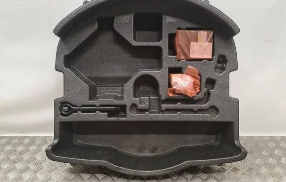 Toyota RAV 4 (XA50) Tool box 6499342011