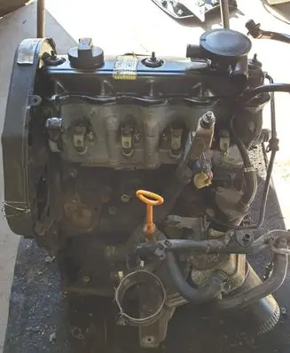 Volkswagen PASSAT B5 Engine AHH