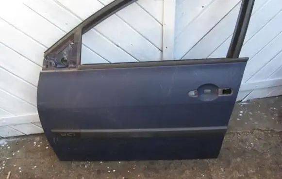 Renault Megane II Front door