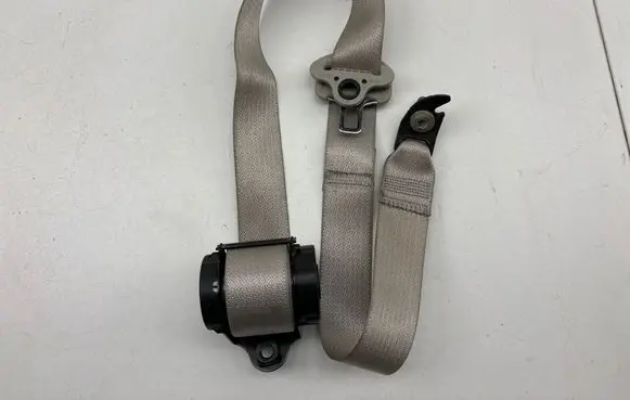 Chrysler Pacifica Rear seatbelt P6EB00PD2AB 6361234 TSY052810618