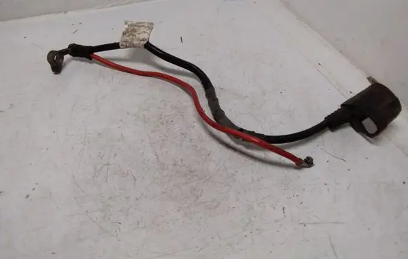 Seat Leon (1P) Positive cable (battery)