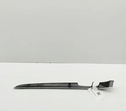 Jeep Grand Cherokee (WK) Front door card panel trim 5PS311UCAA
