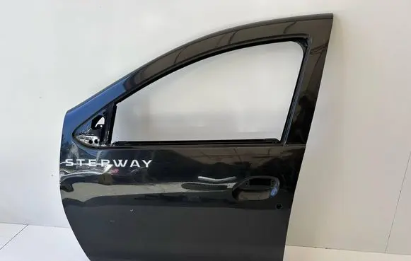 Dacia Sandero II Front door