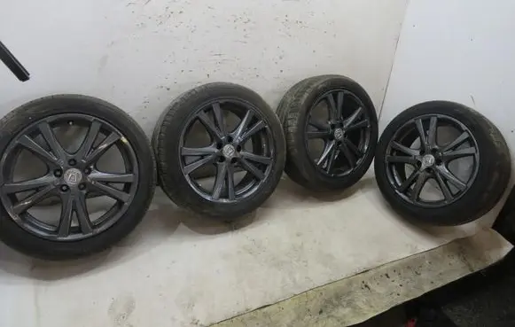 Honda CR-V R16 alloy rim T1G19075B