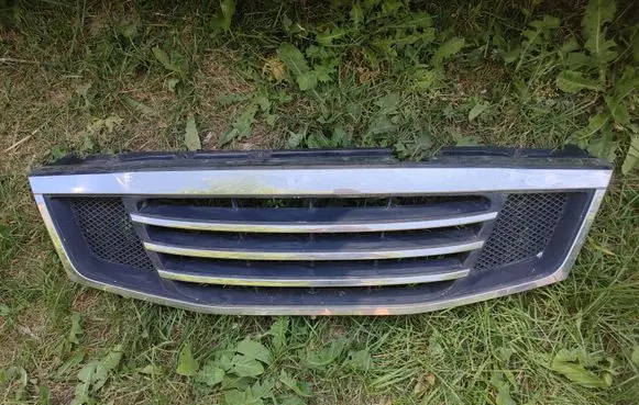 SsangYong Rexton Front bumper upper radiator grill