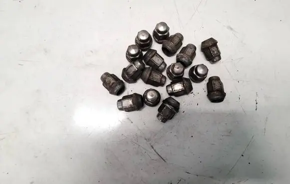 Jeep Grand Cherokee (WK) Nuts/bolts 