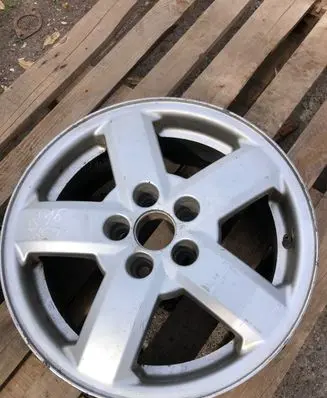 Volkswagen Taigo R15 alloy rim 