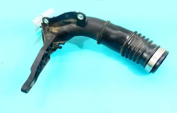 Ford Fiesta Intercooler hose/pipe AV2Q-9351-AD IMPRK1082611