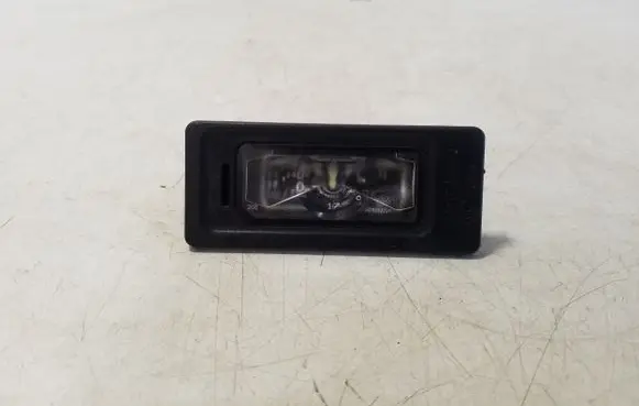 Audi A1 Number plate light 5NA943021
