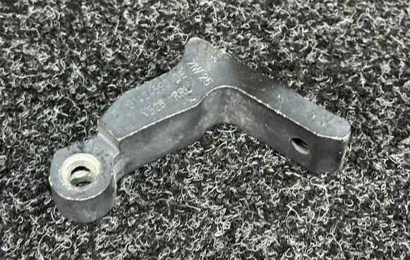Volvo XC90 Rear door lower hinge 31424590