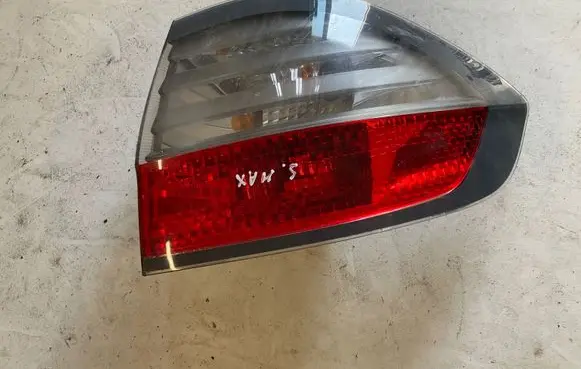 Ford S-MAX Rear/tail lights 6M2113404AJ
