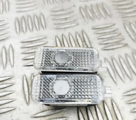 Audi Q7 4M Number plate light 4G0052135D 4G0052134D